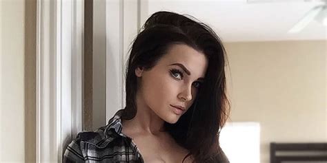 niece waidhofer net worth|Niece Waidhofer Wiki Biography, age, height,。